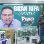 Pedro Jiménez entregó premios a ganadores del concurso “Premiamos tu Fidelidad”