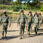 Comandante del Ejército recorre carretera internacional y unidades fronterizas en Elías Piña y Dajabón