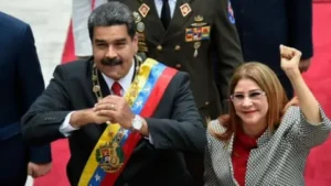 Esto da ganas de reír: Maduro y Flores dicen pueden probar su incapacidad financiera