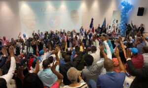 Partido GenS reelige a Carlos Peña como su presidente en congreso de la entidad