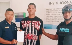 Policía informa se entrega “El Burro”, presunto responsable de múltiples atracos en SDE