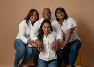 Bienvenido Santana llama a fortalecer la unión familiar y los valores en el Domingo de Resurrección