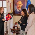 Embajadora Leah Campos y Carolina Mejía tratan temas de interés para la RD y EE. UU.