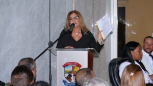 Alcaldesa Manuela Ortiz destaca desarrollo sostenible en municipio de Estebanía