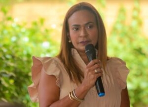 No se puede inaugurar así”: Fuerza Magisterial cuestiona condiciones del entorno de liceo en Río San Juan