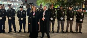 Arqueóloga Kathleen Martínez recibe premio «Ellis Island», uno de los más importantes de los EE.UU.