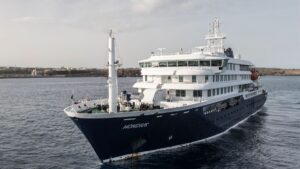 En Tenerife comienza la repatriación en crucero MV Hondius afectado hantavirus