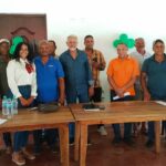 Fuerza del Pueblo se reúne con líderes campesinos y productores agrícolas de la comunidad de Las Galeras