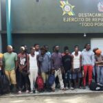 Ejército detiene a 55 haitianos indocumentados en dos operativos realizados en Guayubín