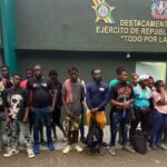 Ejército  intercepta vehículo utilizado para el transporte ilegal de 14 extranjeros en Guayubín