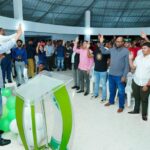 Leonel está como un trinquete vienen por miles a la Fuerza del Pueblo”, afirma Radhamés Jiménez.