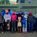 Soldados del Ejército interceptan a cuatro vehículos con 29 haitianos indocumentados, en Constanza