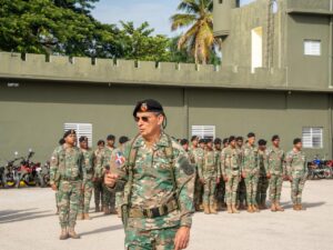 Comandante del Ejército recorre puestos fronterizos en Elías Piña e Independencia