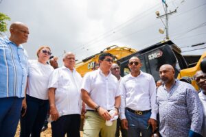 CAASD inicia intervención integral del drenaje sanitario en Villas Agrícolas, Villa Juana, Villa Francisca y San Carlos