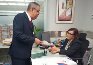 Periodista y abogado David R. Lorenzo entrega propuestas para modificar Código Penal