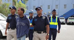 Se entrega joven señalado por familiares como la persona que obligó a su pariente adolescente a ingerir una sustancia tóxica que le provocó la muerte; será puesto a disposición del Ministerio Público