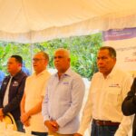 Senadores Encarnación y Rodríguez encabezan socialización camino vecinal uniría cuatro provincias del Sur