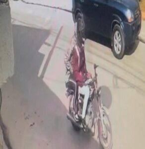 Policía Nacional trabaja en identificación y búsqueda de autores captados en cámaras durante muerte a tiros de dirigente comunitario en Los Alcarrizos