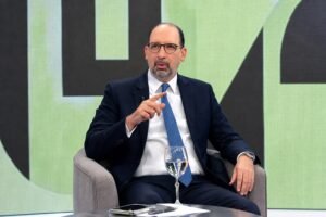 Henry Merán asegura sistema educativo ha involucionado y afirma FP trabaja en un programa de gobierno que responda a las expectativas del país