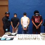 DICRIM apresa a tres antisociales en Villas Agrícolas con presuntas drogas, dinero y un vehículo