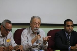 Sindicalista chileno Luis Mesina exhorta a RD a evitar el modelo de AFP y apostar por un sistema solidario