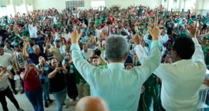 Perdón por apoyar al PRM”, exclama dirigente oficialista al pasar a la FP en acto en San Juan