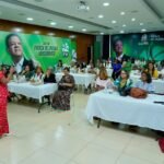Mujeres de la Fuerza del Pueblo llevan su formación política desde el discurso hasta la imagen