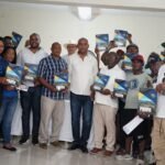 Consejo directivo entrega Plan Estratégico Peravia 2025-2055 a El Limonal; contempla 24 proyectos para el desarrollo del distrito