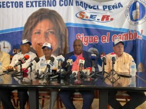 Sectores sociales con más de 75 mil miembros organizados exhortan a Raquel Peña a aceptar el reto presidencial