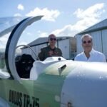 Defensa reconoce teniente coronel piloto Díaz Mercedes por certificación aeronaves