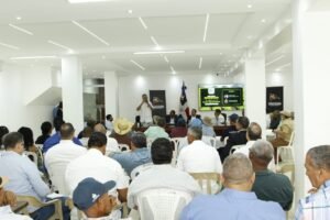 Destacan necesidad de fortalecer crédito para productores agropecuarios