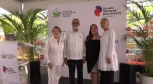APES y Escuela Nacional para Sordos inauguran Centro Audiológico y Terapia Integral