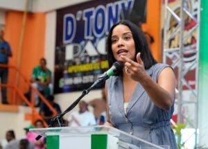 Carolin Matos: “La cuna de la Constitución es hoy la cuna del olvido” y afirma Leonel devolverá el desarrollo a San Cristóbal