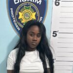 Policía arresta en Capotillo a mujer buscada por asociación de malhechores y robo
