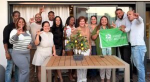 Josefina Pimentel sostiene encuentro con dirigentes de la Fuerza del Pueblo en Portugal