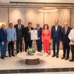 Senado de la República reconoce al poeta y escritor Luís García Montero por su extraordinaria trayectoria literaria